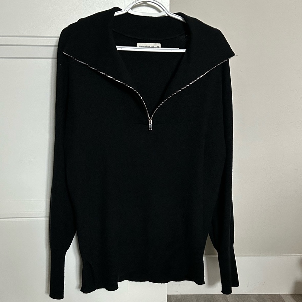 Abercrombie & Fitch Soft A&F Collection Black Quarter Zip Sweater